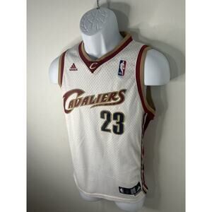 LeBron James Cleveland Cavaliers Basketball Jersey Youth Large 14-16 +2 Length